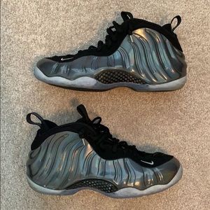 Air Foamposite One “Hologram”